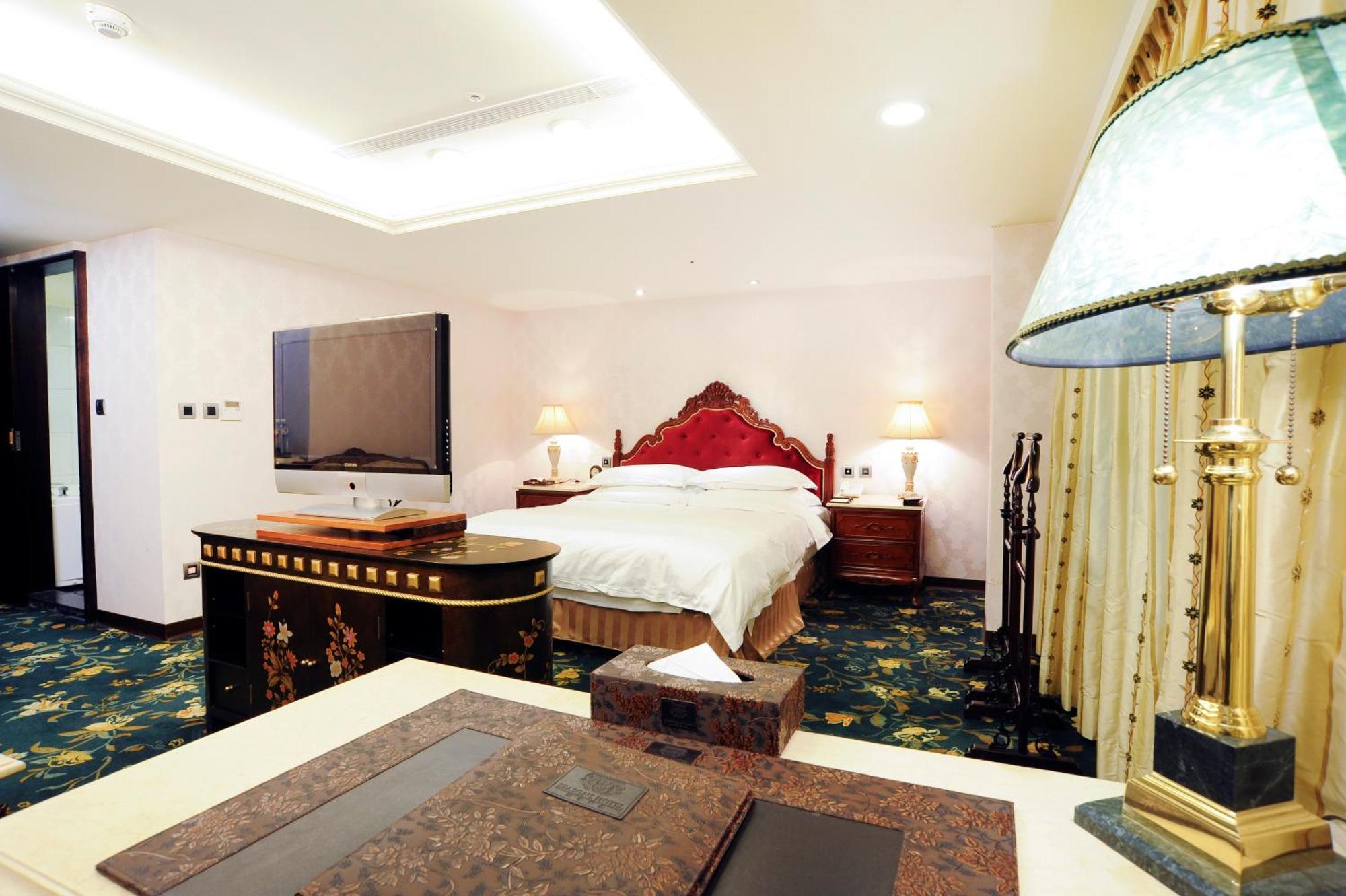 Royal Seasons Hotel Taipei ‧ Nanjing W. Extérieur photo
