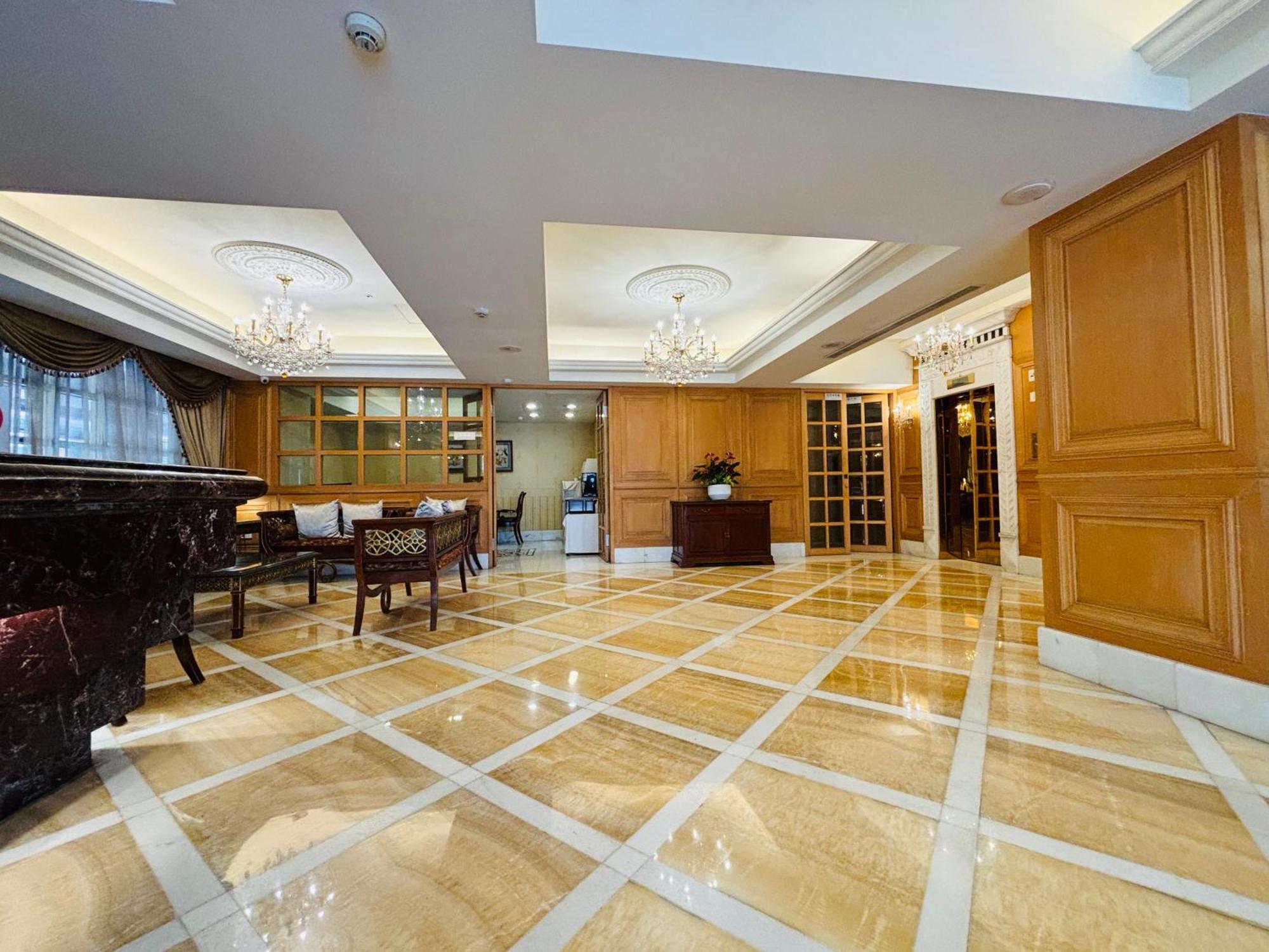 Royal Seasons Hotel Taipei ‧ Nanjing W. Extérieur photo