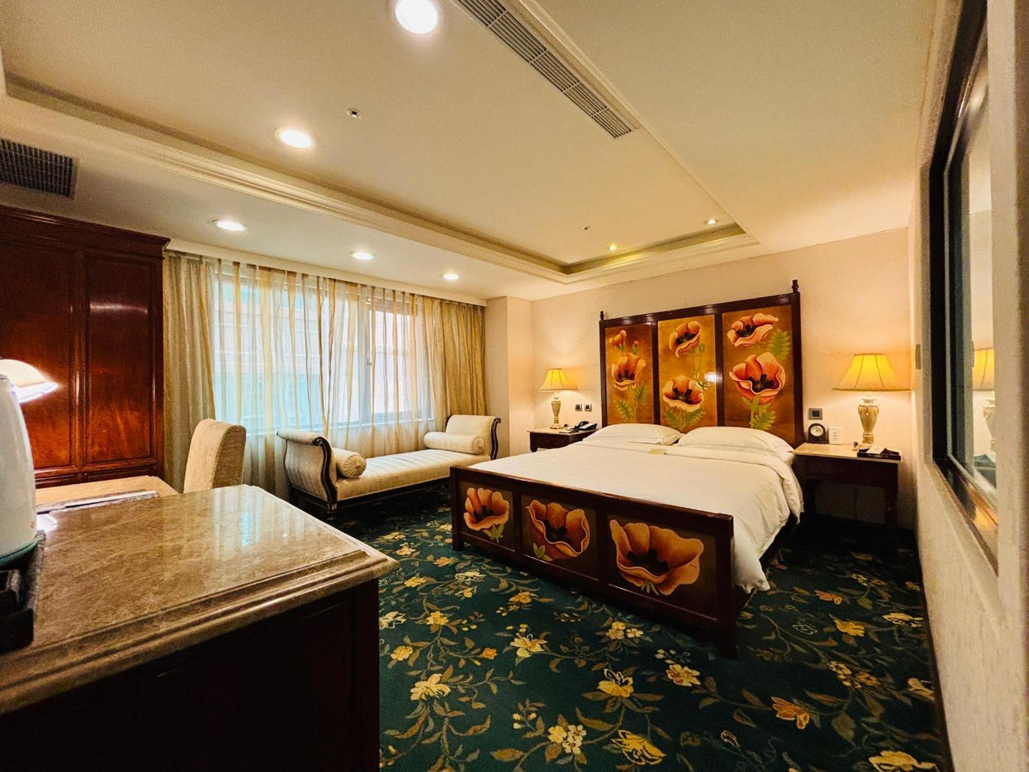 Royal Seasons Hotel Taipei ‧ Nanjing W. Extérieur photo