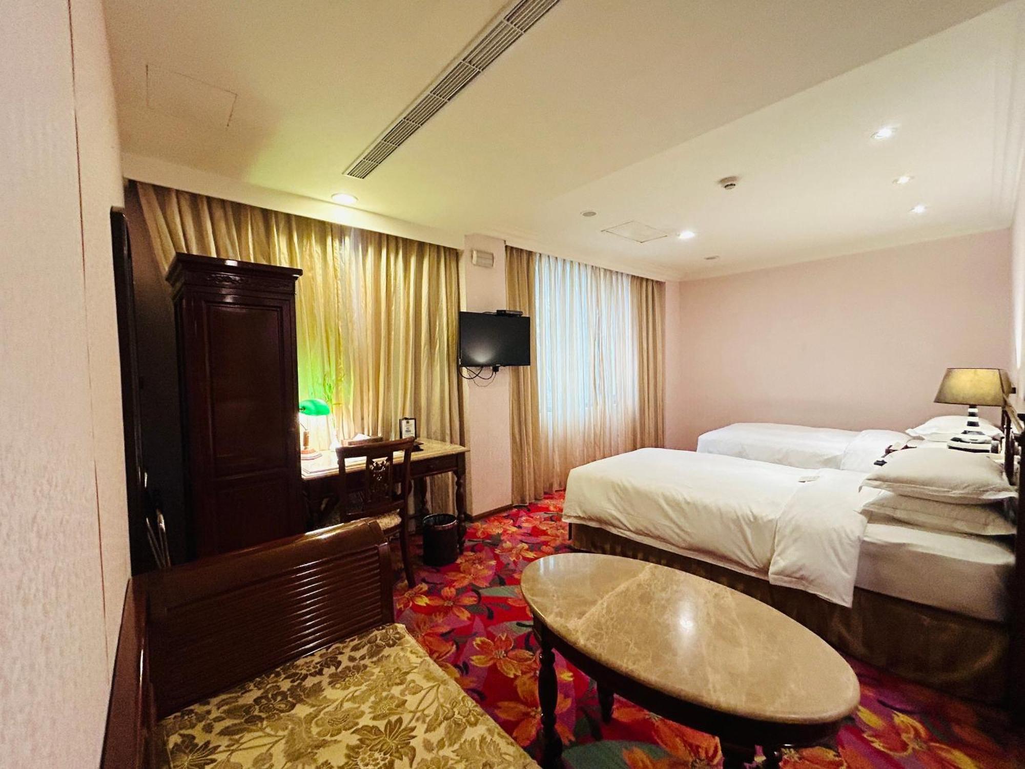 Royal Seasons Hotel Taipei ‧ Nanjing W. Extérieur photo
