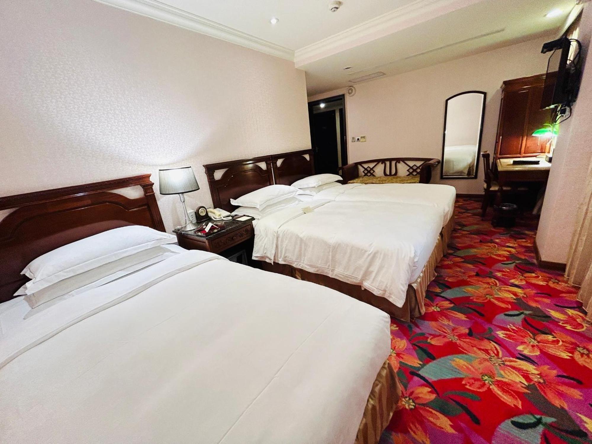 Royal Seasons Hotel Taipei ‧ Nanjing W. Extérieur photo