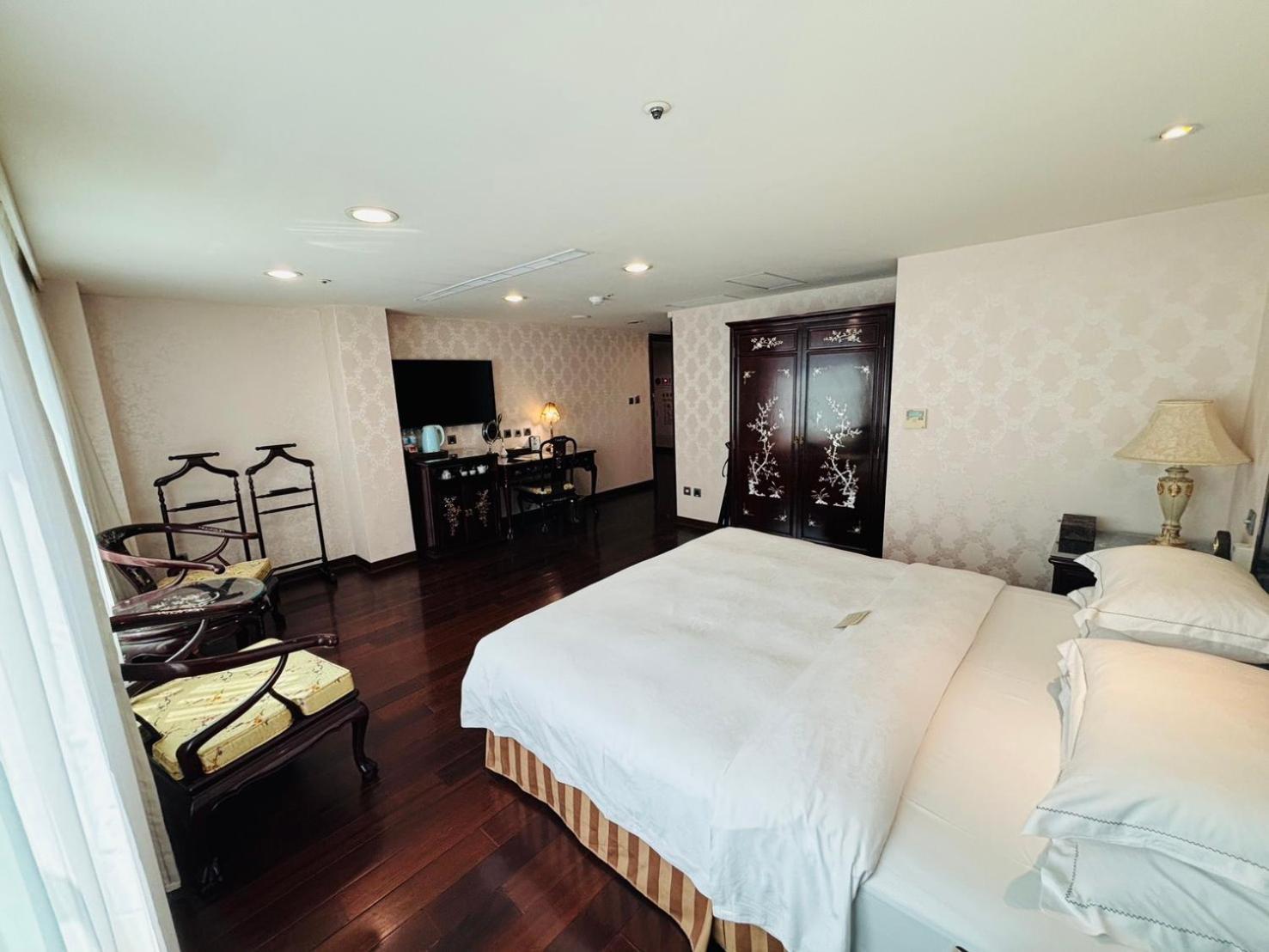 Royal Seasons Hotel Taipei ‧ Nanjing W. Extérieur photo