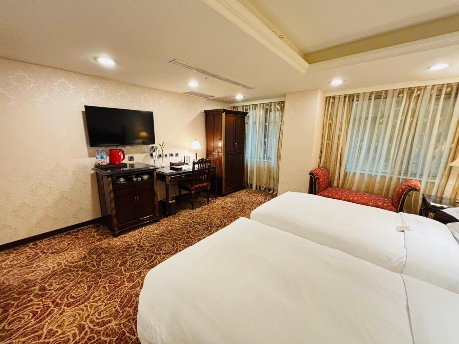 Royal Seasons Hotel Taipei ‧ Nanjing W. Extérieur photo