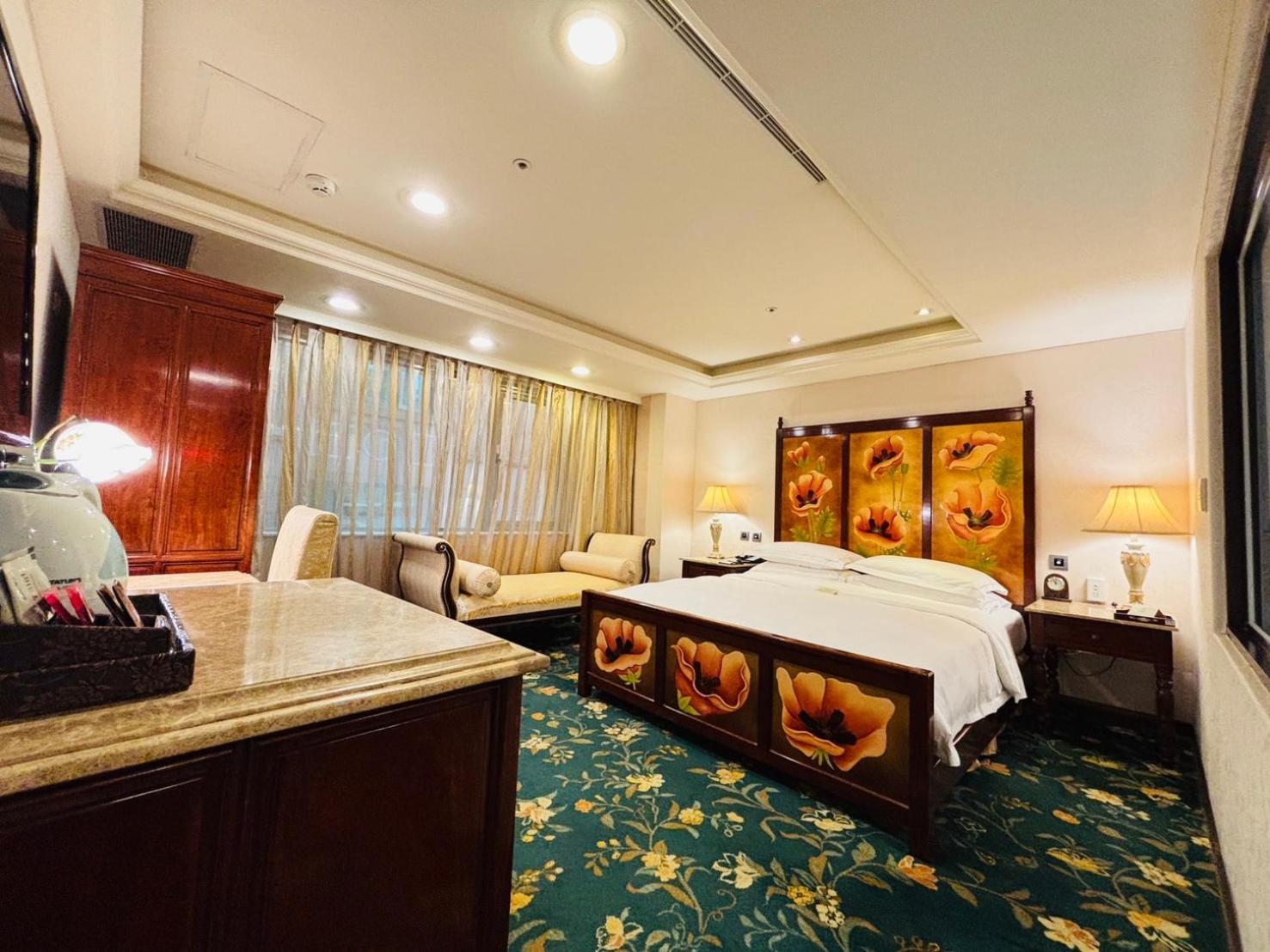 Royal Seasons Hotel Taipei ‧ Nanjing W. Extérieur photo