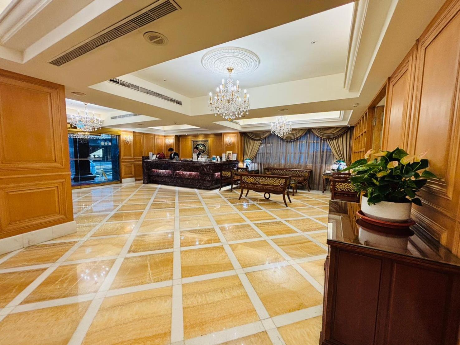 Royal Seasons Hotel Taipei ‧ Nanjing W. Extérieur photo